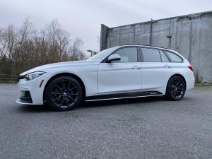 BMW 330i xDrive Touring M Sport 2017 года  (NA)